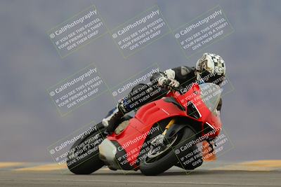 media/Jan-15-2023-SoCal Trackdays (Sun) [[c1237a034a]]/Turn 9 (2pm)/